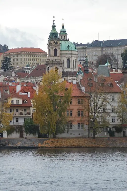 Apartman Na Kampe Prag